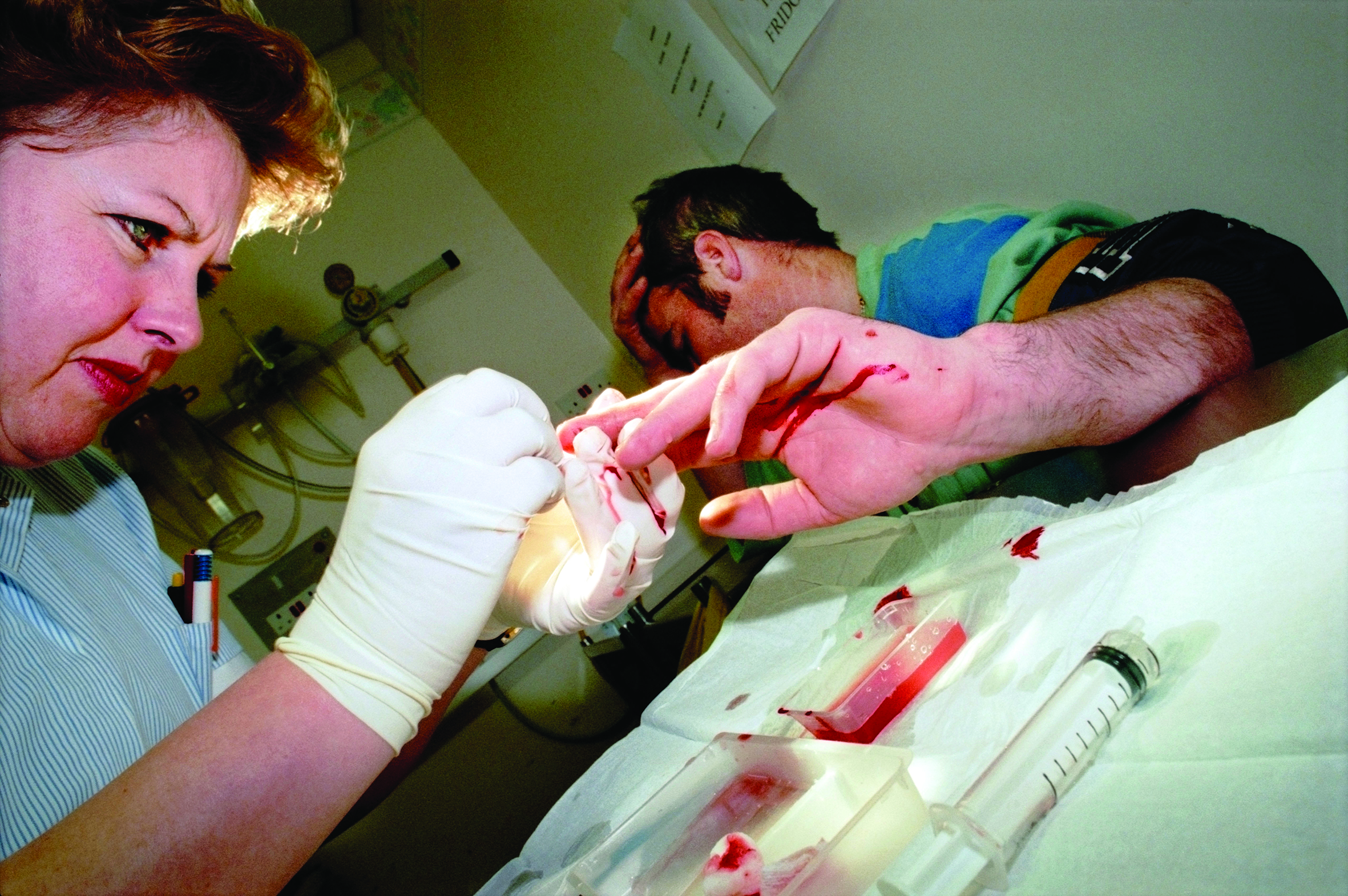 Standardising aseptic technique to avoid HCAIs | Nursing Times