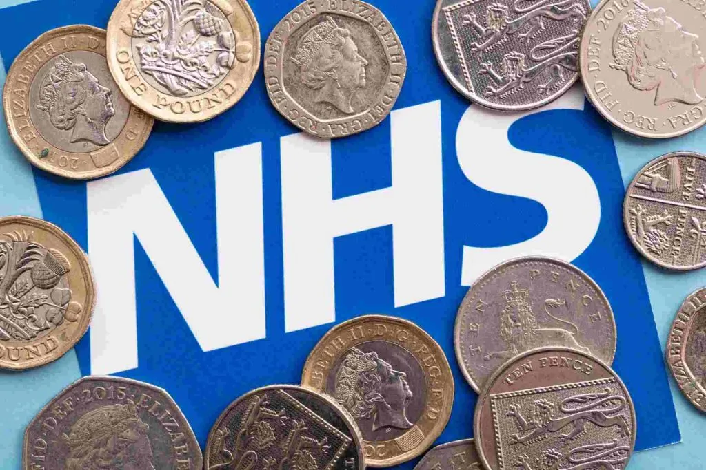 Government proposes 2.4% pay offer for nursing staff in England