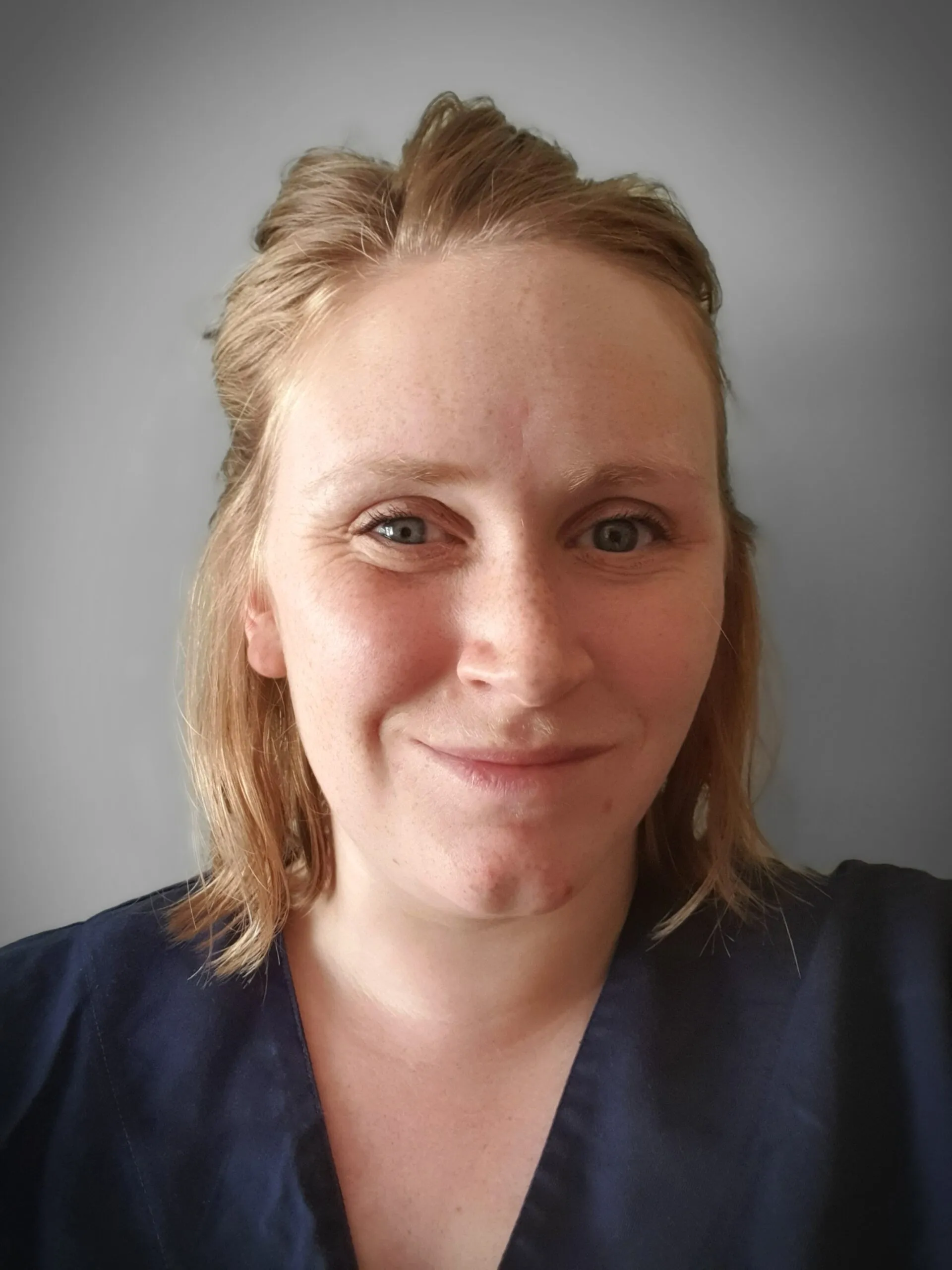 Headshot of Laura King