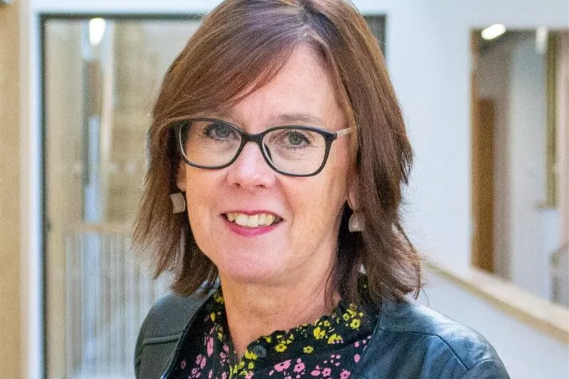 Mental health provider celebrates achieving ‘teaching trust’ status ...